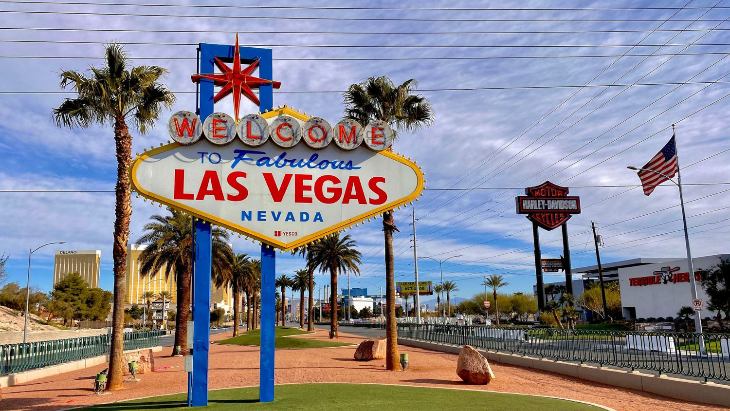 The Fabolous Vegas Sign in Nevada. - History By Mail